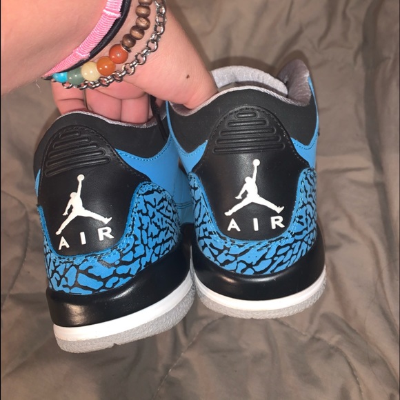 Jordan Powder Blues Size 4y 9/10 condition - Picture 2 of 6